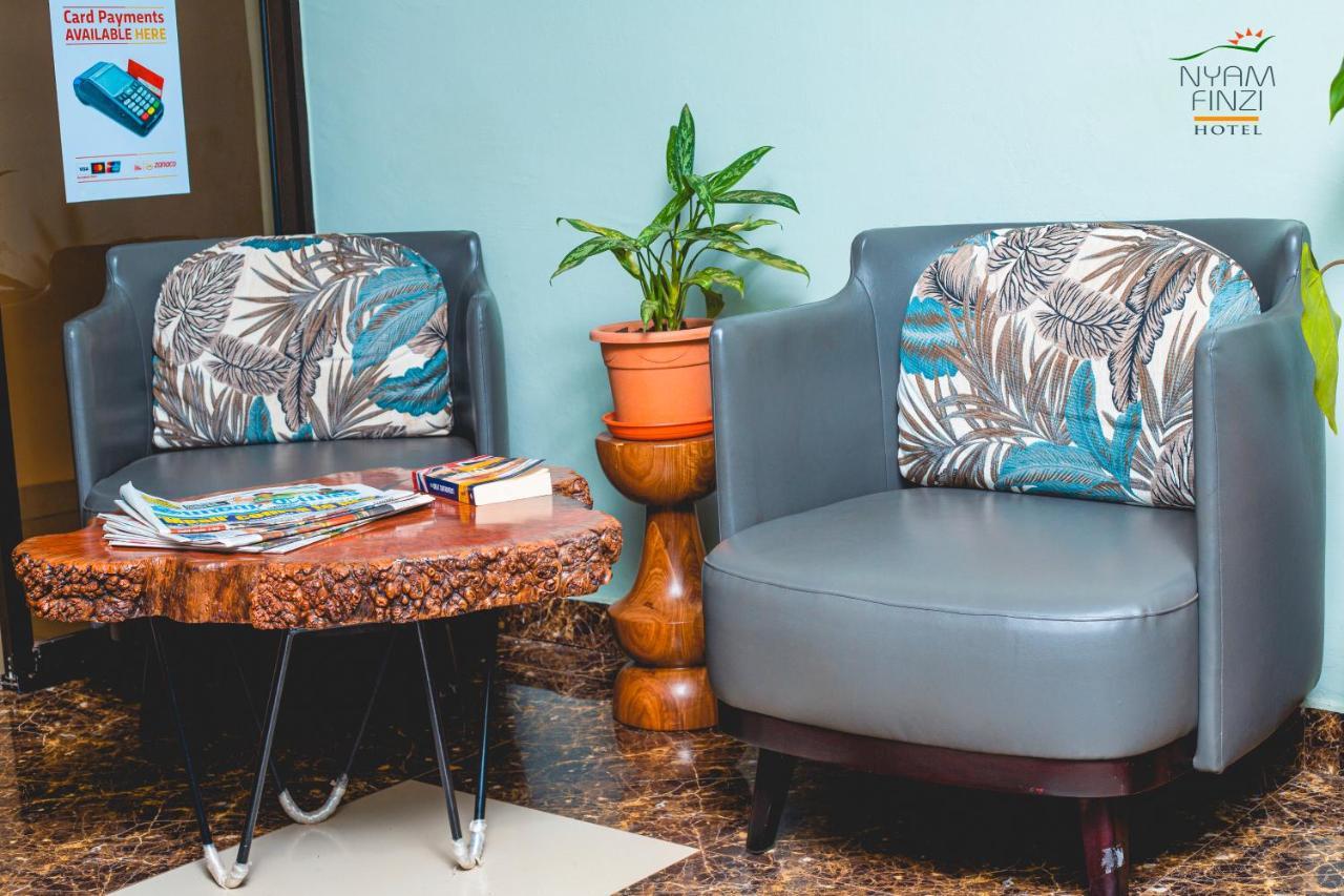 Nyamfinzi Hotel Chipata Buitenkant foto