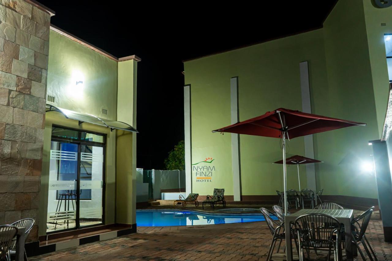 Nyamfinzi Hotel Chipata Buitenkant foto