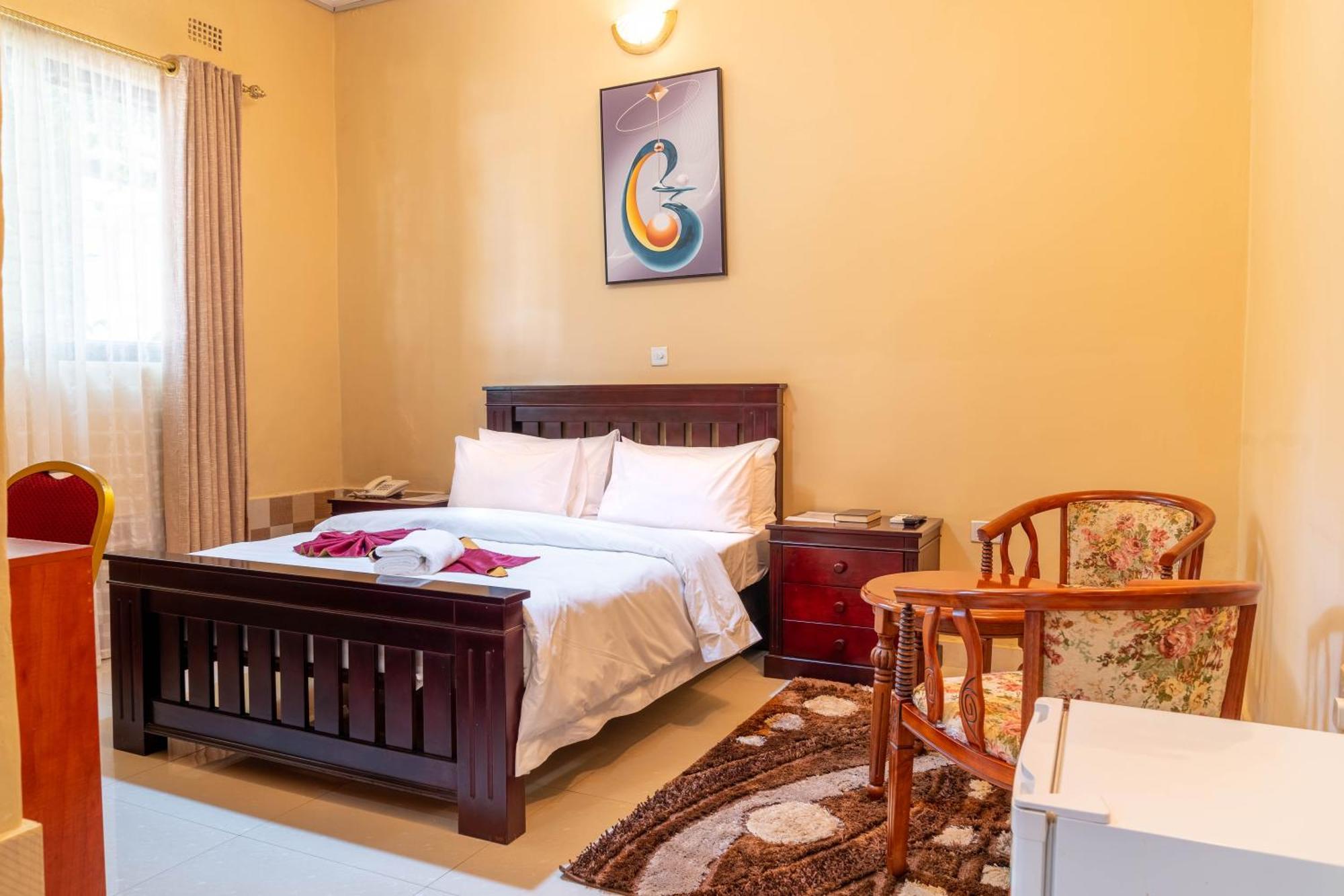 Nyamfinzi Hotel Chipata Buitenkant foto